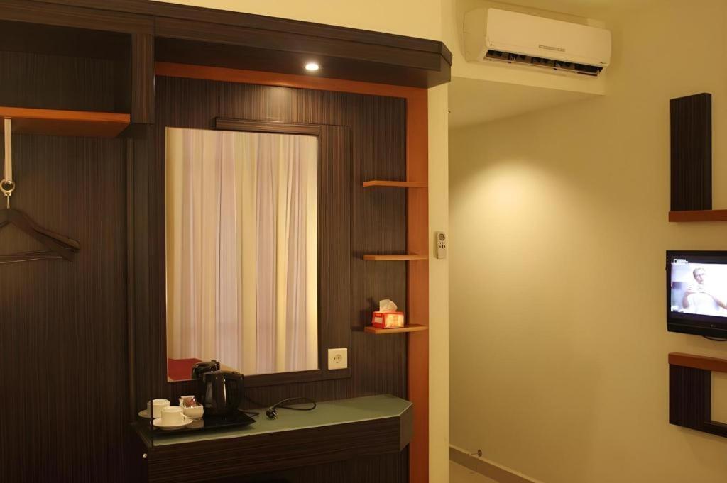 Travello Hotel Manado Zewnętrze zdjęcie