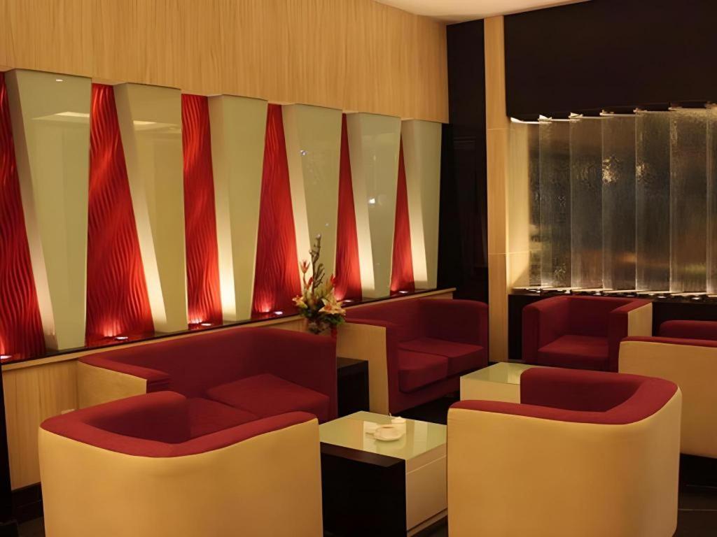Travello Hotel Manado Zewnętrze zdjęcie