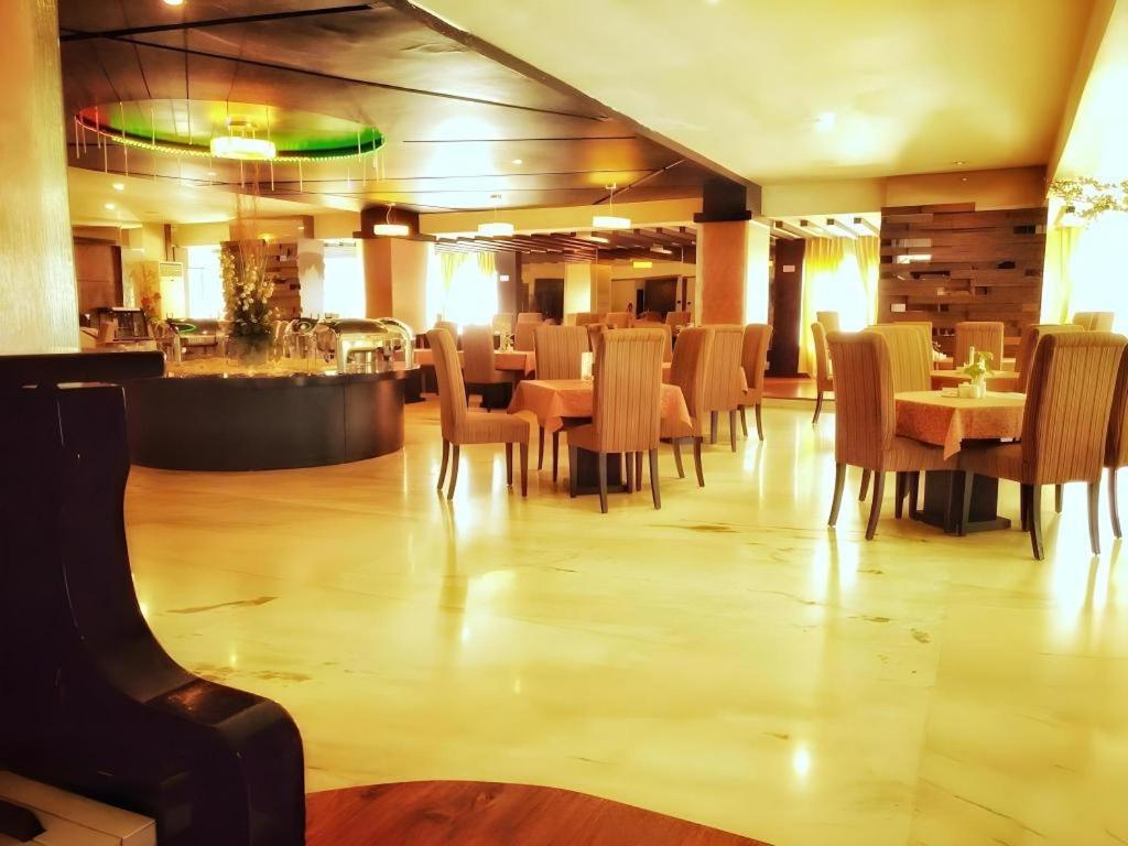 Travello Hotel Manado Zewnętrze zdjęcie