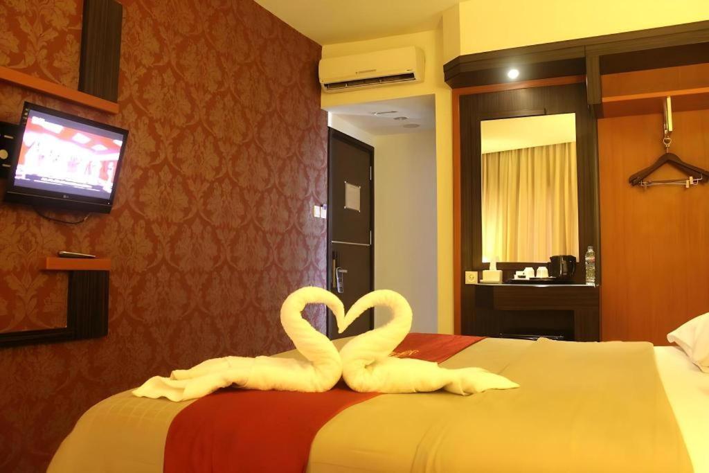 Travello Hotel Manado Zewnętrze zdjęcie