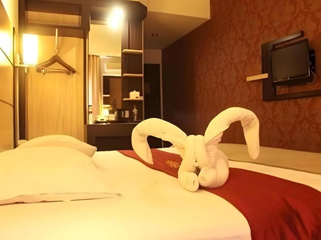 Travello Hotel Manado Zewnętrze zdjęcie