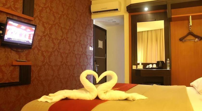 Travello Hotel Manado Zewnętrze zdjęcie