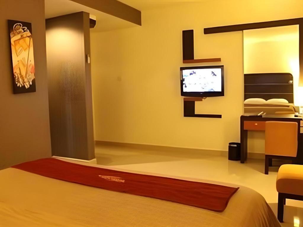 Travello Hotel Manado Zewnętrze zdjęcie