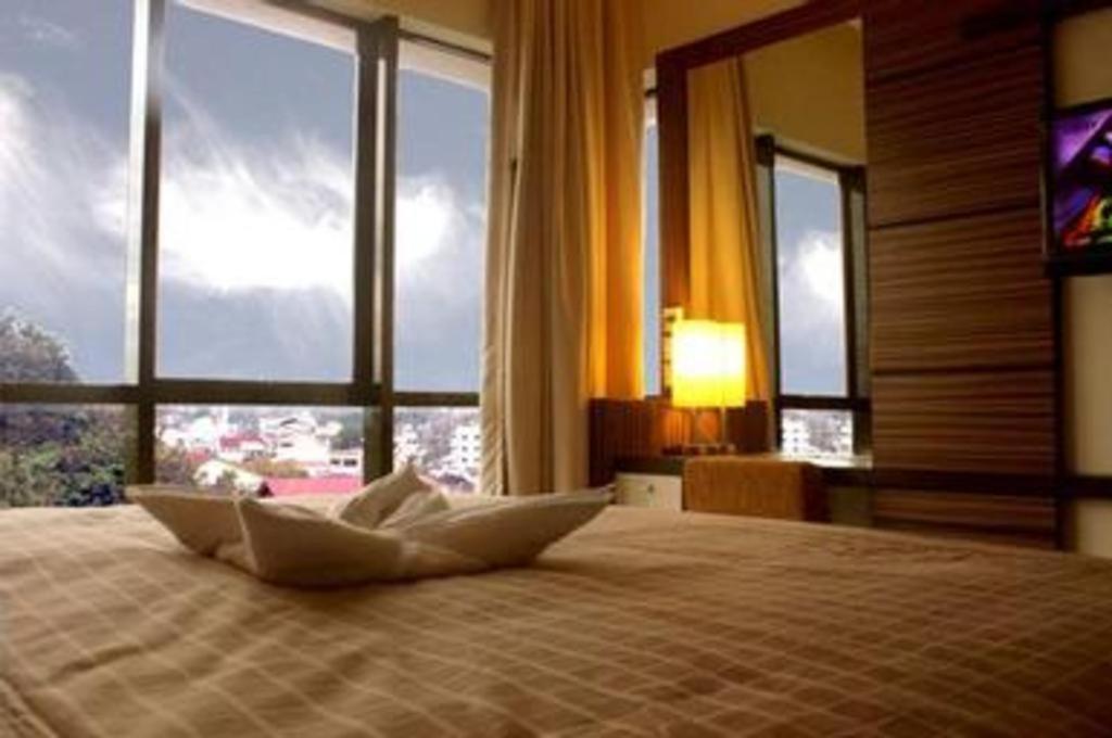 Travello Hotel Manado Zewnętrze zdjęcie