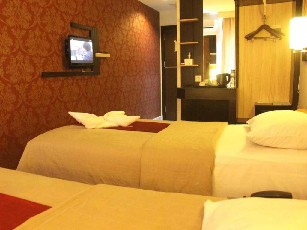 Travello Hotel Manado Zewnętrze zdjęcie