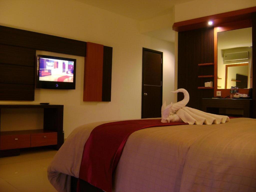 Travello Hotel Manado Zewnętrze zdjęcie