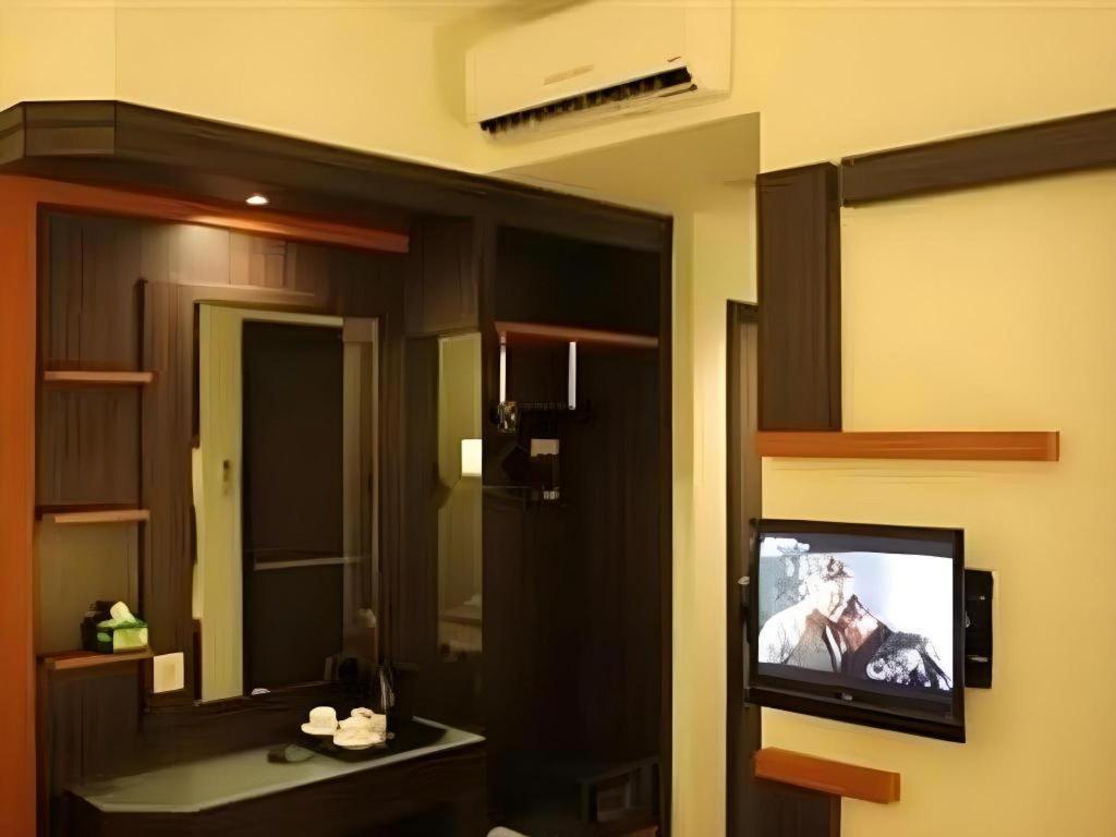 Travello Hotel Manado Zewnętrze zdjęcie